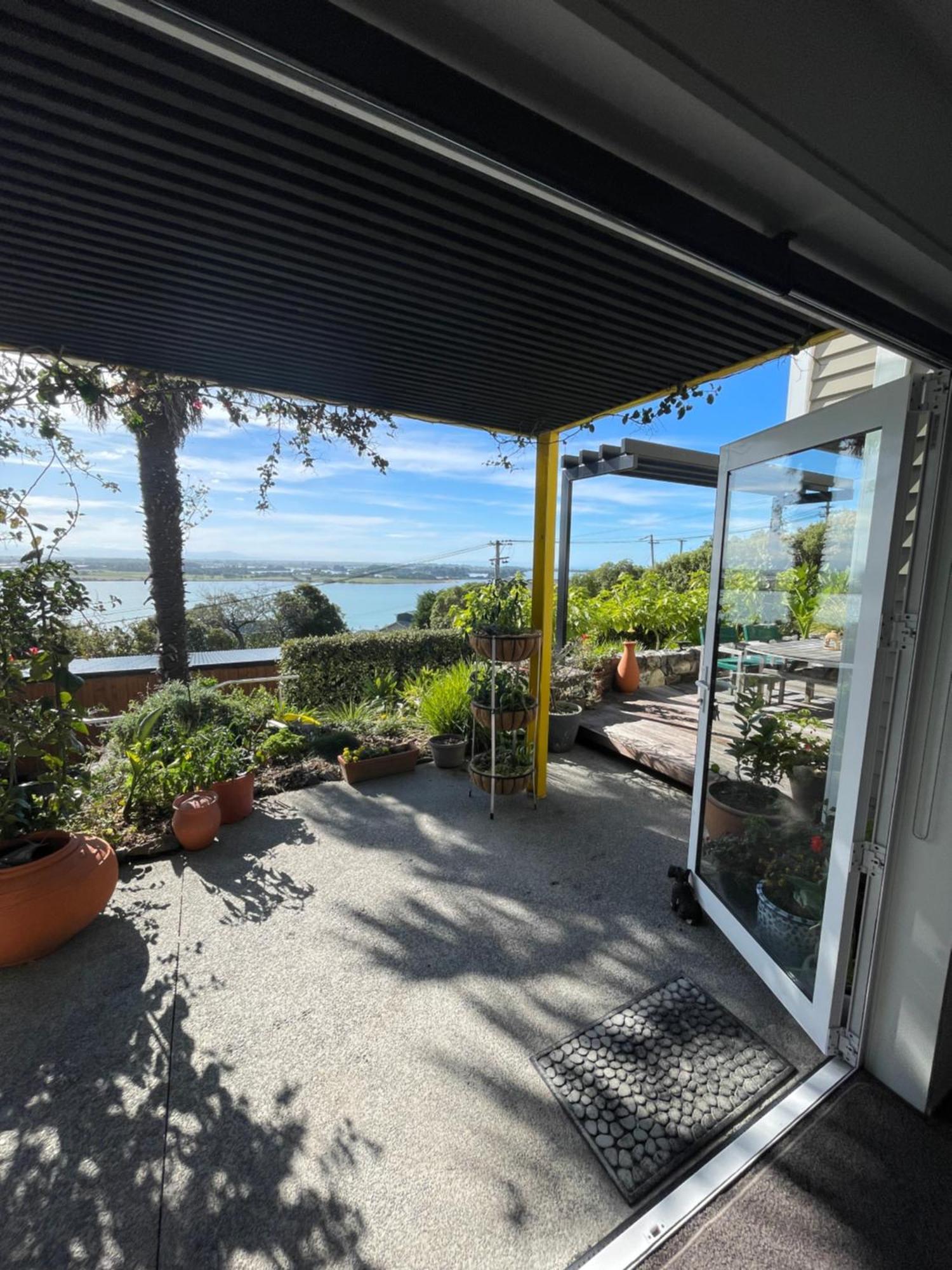 Under The Yellow Canopy Christchurch Exterior foto